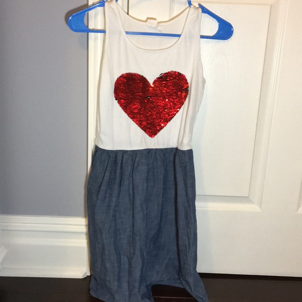 Kids sequence changing dress